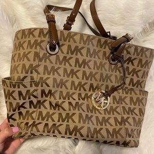 Michael Kors tan handbag